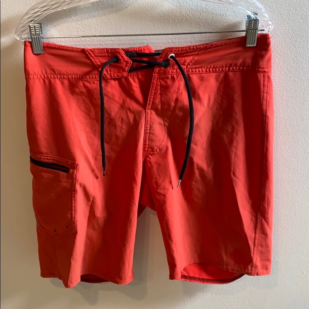 Men’s volcom board shorts